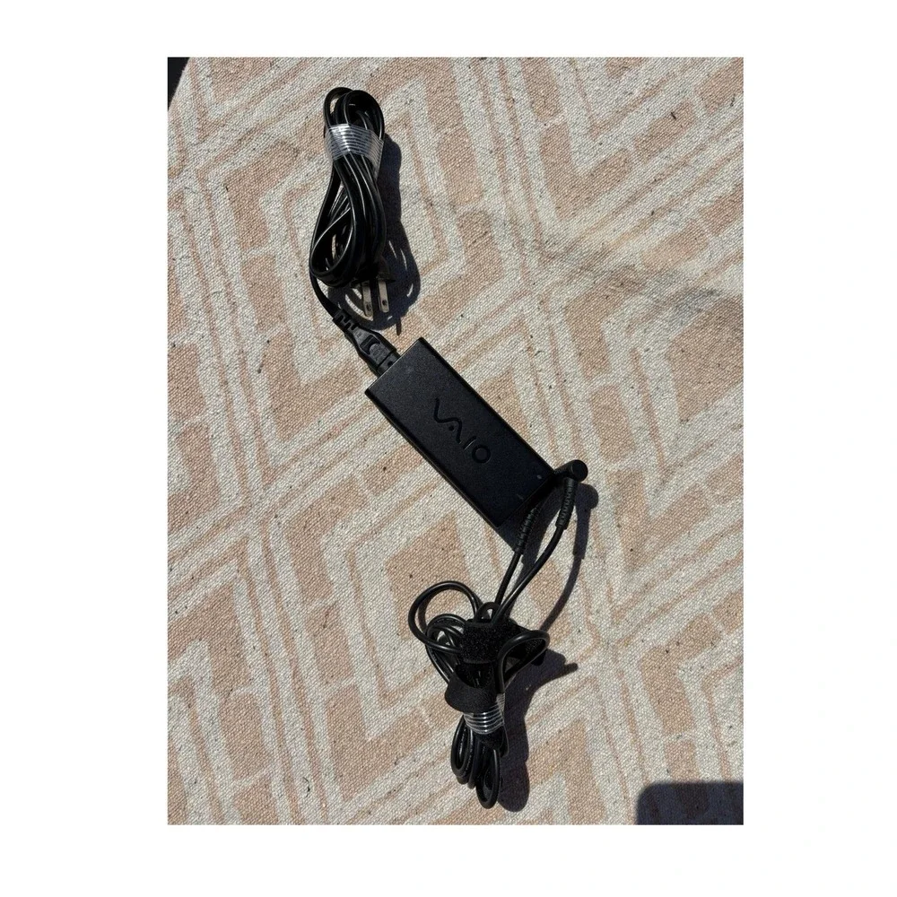 Sony VAIO 19.5V Power Adapter VGP-AC19V43 for VAIO Laptop Black